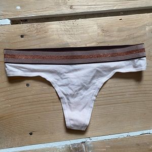 NWOT Victoria’s Secret thong